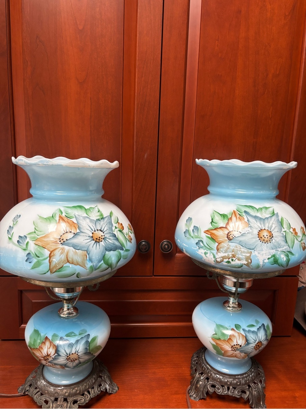Gone with the Wind" style hurricane parlor lamps . Set of two